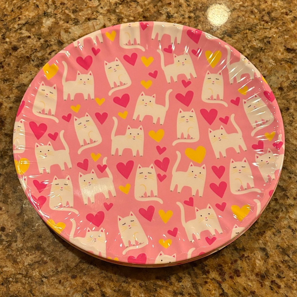 Valentine’s Day Plates and other decor